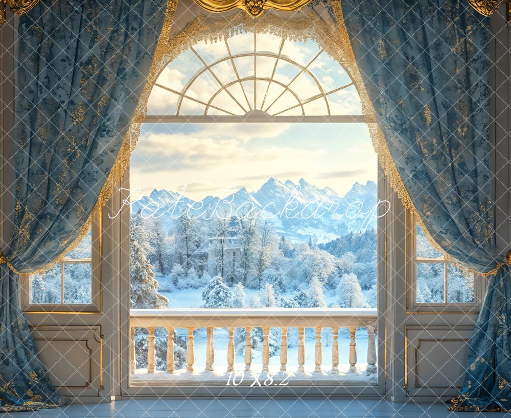 Kate Winter Palast Fenster Balkon Blau Hintergrund Entworfen von Emetselch