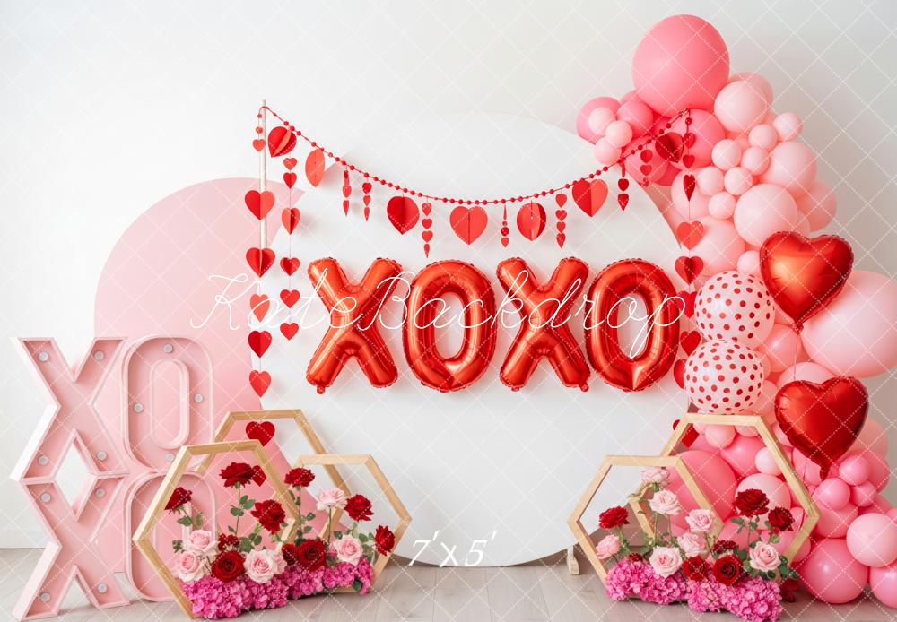 Kate Valentinstag XOXO Ballons Blumen Rosa Hintergrund Entworfen von Patty Roberts