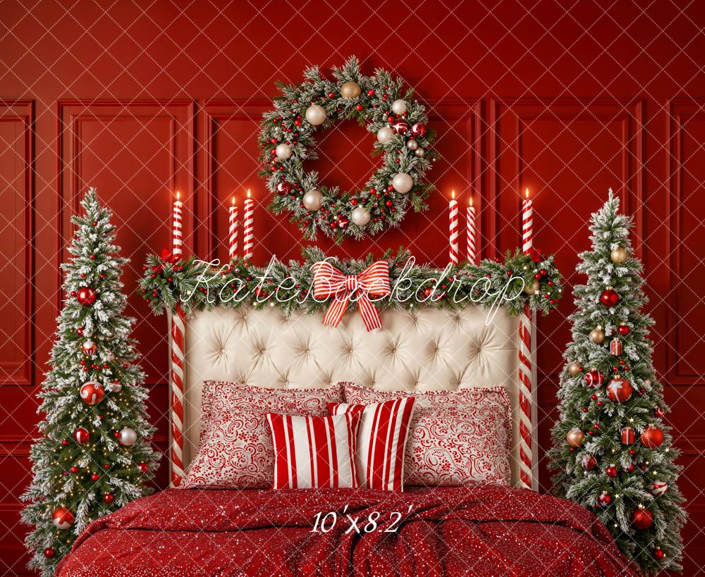 Kate Weihnachten Bett Weihnachtsbaum Rot Hintergrund Entworfen von Emetselch - Kate Backdrop.de