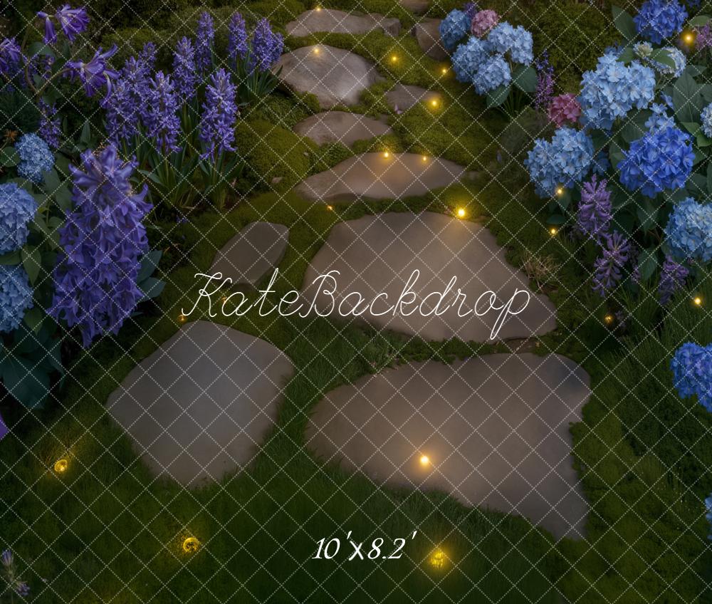 Kate Garten Steinweg Lila Blaue Blumen Fleece Hintergrund Entworfen von Kate Image