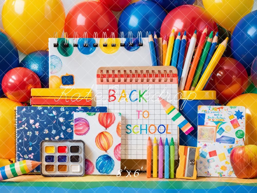 Kate Zurück Zur Schule Luftballons Schulmaterial Bunt Hintergrund Entworfen von Emetselch - Kate Backdrop.de