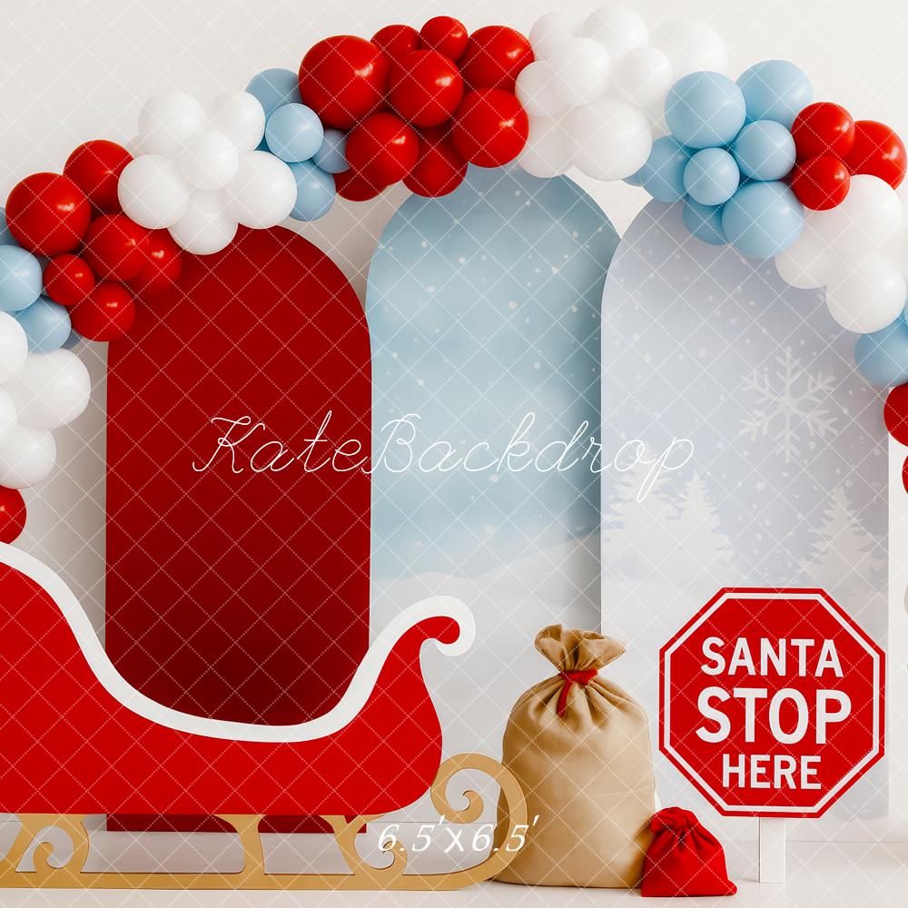 Kate Weihnachten Schlitten Ballonbogen Rot Hintergrund Entworfen von Patty Roberts - Kate Backdrop.de
