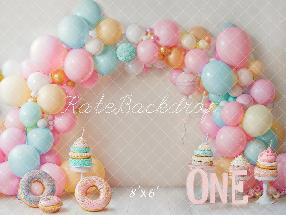 Kate Cake Smash Ballonbogen Donuts Pastell Hintergrund Entworfen von Emetselch - Kate Backdrop.de