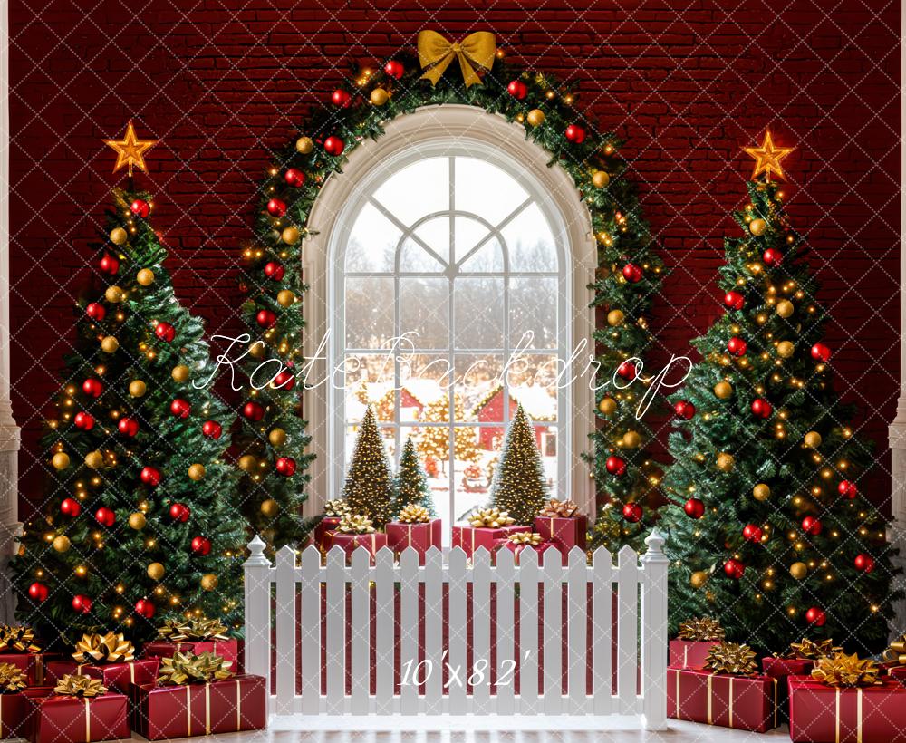 Kate Weihnachten Fenster Tannenbäume Rot Hintergrund Entworfen von Mini MakeBelieve - Kate Backdrop.de