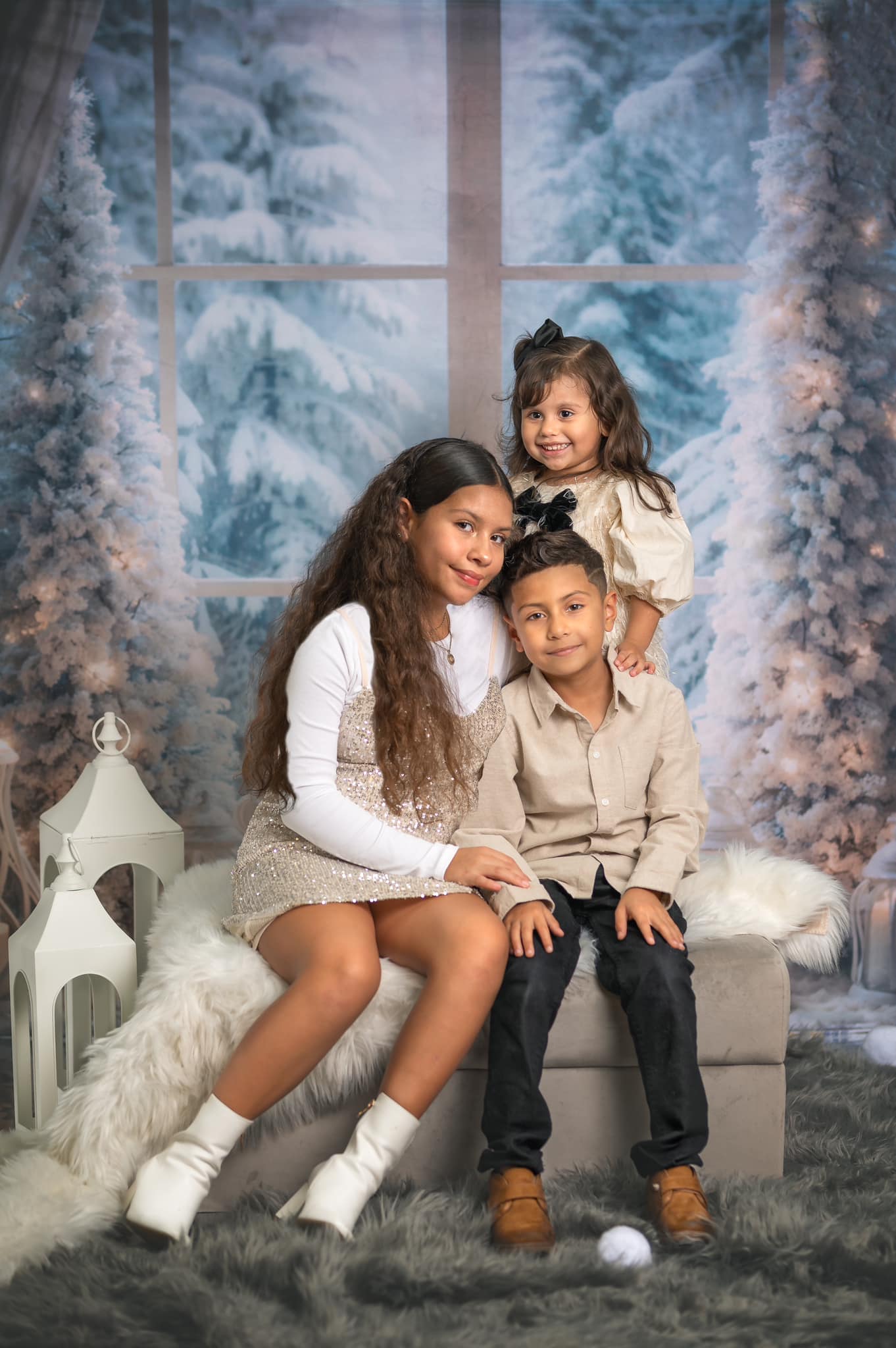 Kate Winter Weihnachtsbaum Fensterlicht Fleece Hintergrund Entworfen von Emetselch - Kate Backdrop.de