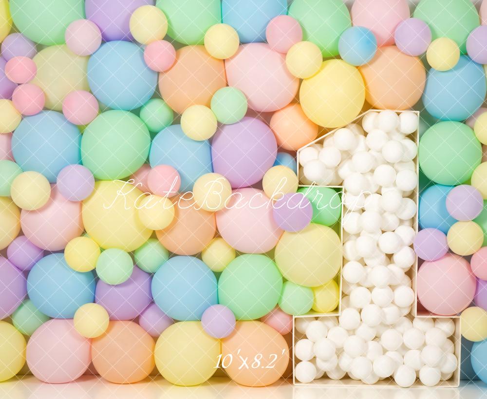 Kate Geburtstag Eins Ballons Pastell Hintergrund Entworfen von Kerry Anderson