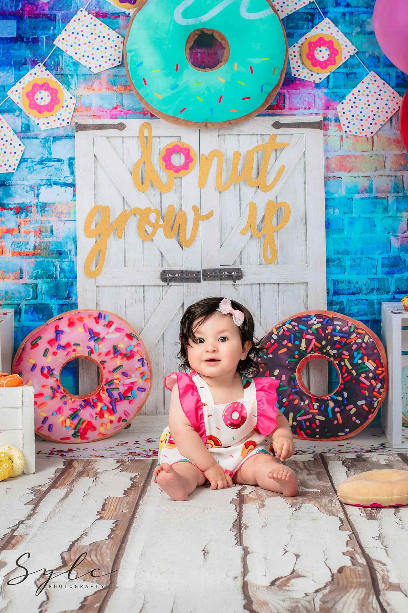 Kate weiße Tür Ballons Banner Kinder Hintergrund - Kate Backdrop.de