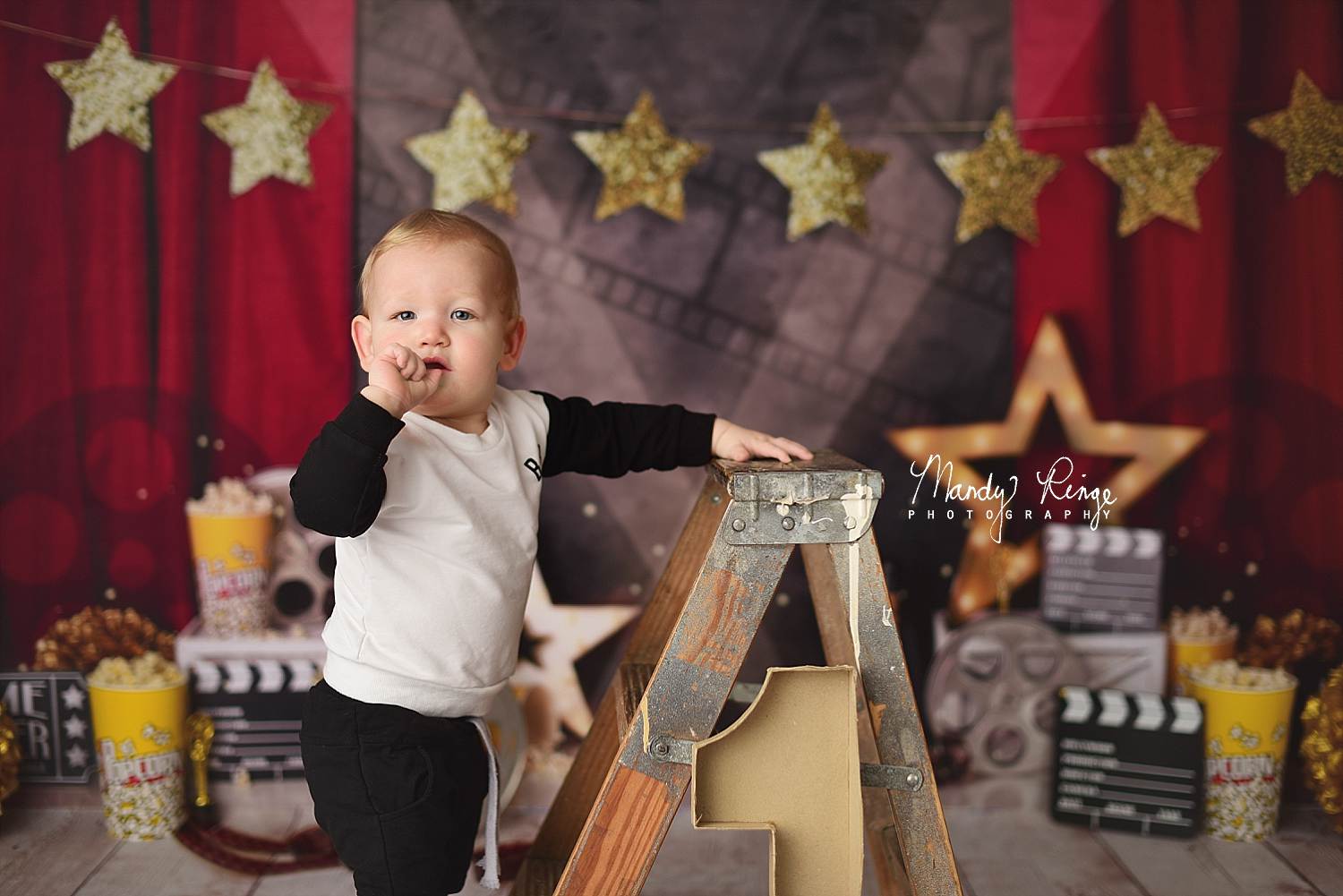 Kate Film Nacht Hintergrund roter Vorhang Geburtstag von Mandy Ringe Photography - Kate Backdrop.de