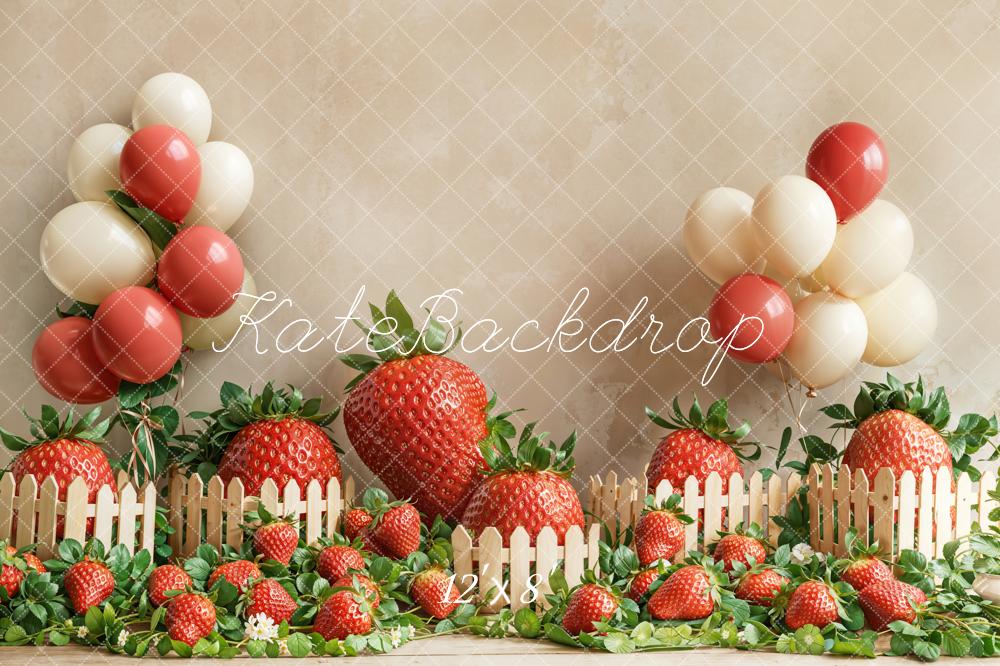 Kate Erdbeer Ballons Garten Beige Fleece Hintergrund Entworfen von Emetselch