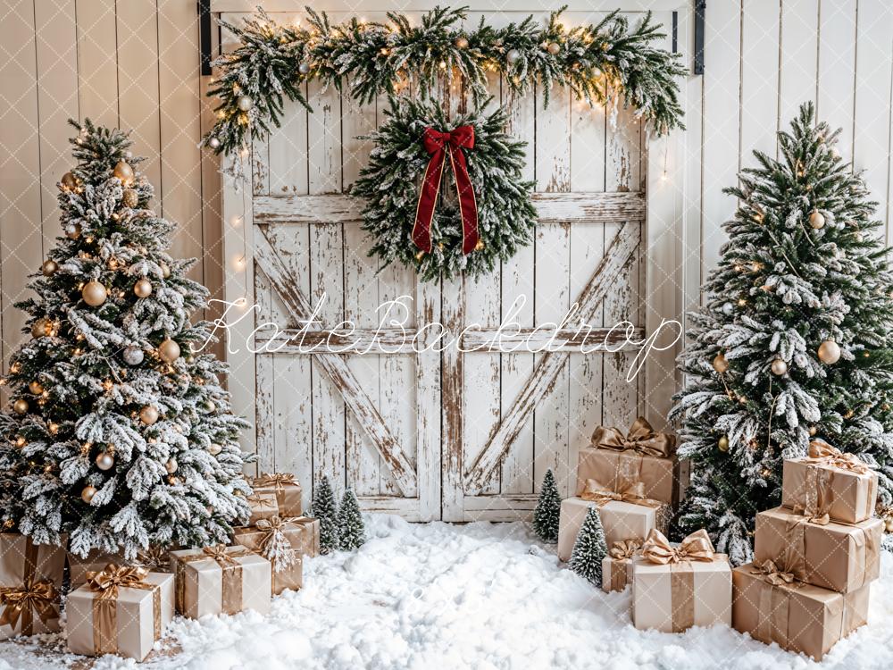 Kate Weihnachten Scheunentor Tannenbaum Geschenke Hintergrund Entworfen von Emetselch