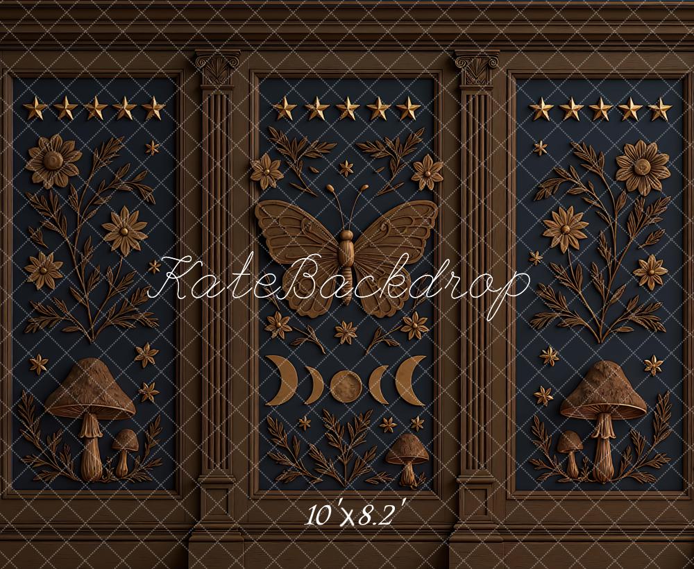 Kate Boho Schmetterling Pilze Blumen Braun Hintergrund Entworfen von Mini MakeBelieve
