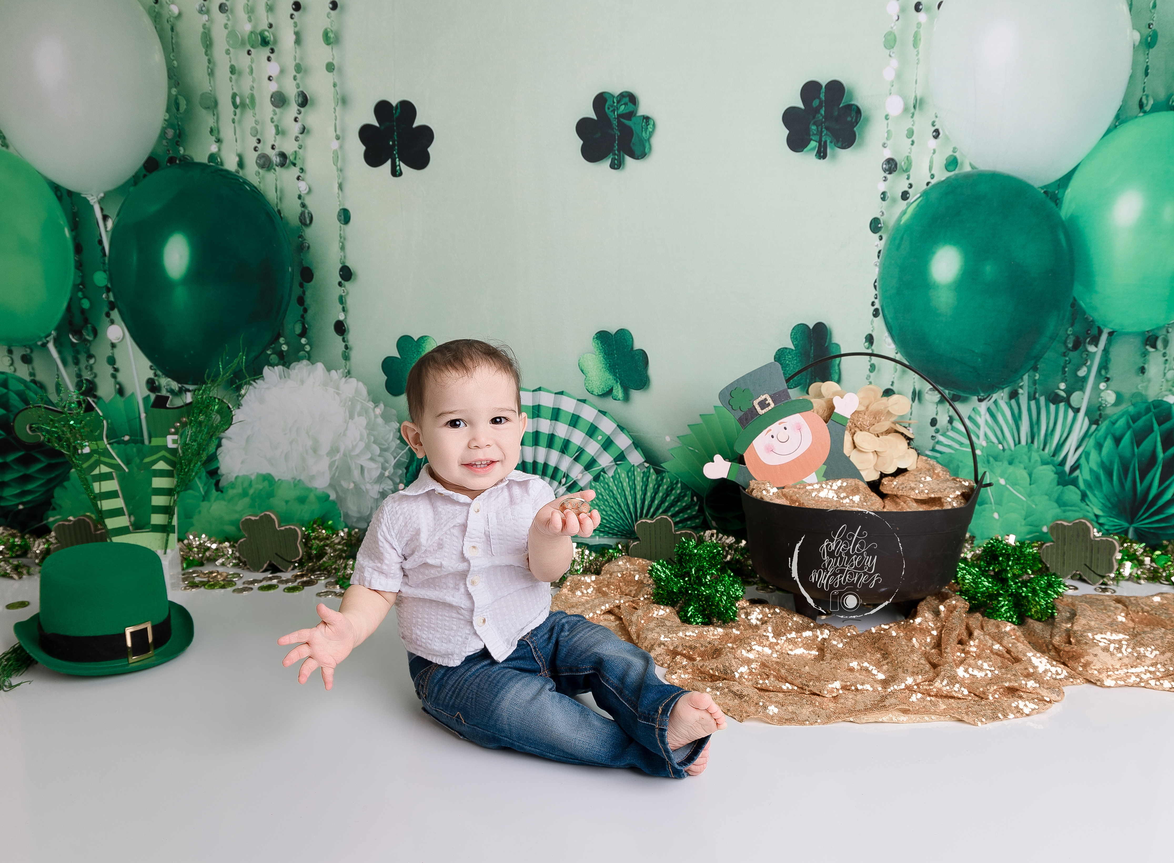 Kate St. Patrick's Day Kleeblatt Party Kulisse von Mandy Ringe Photography - Kate Backdrop.de