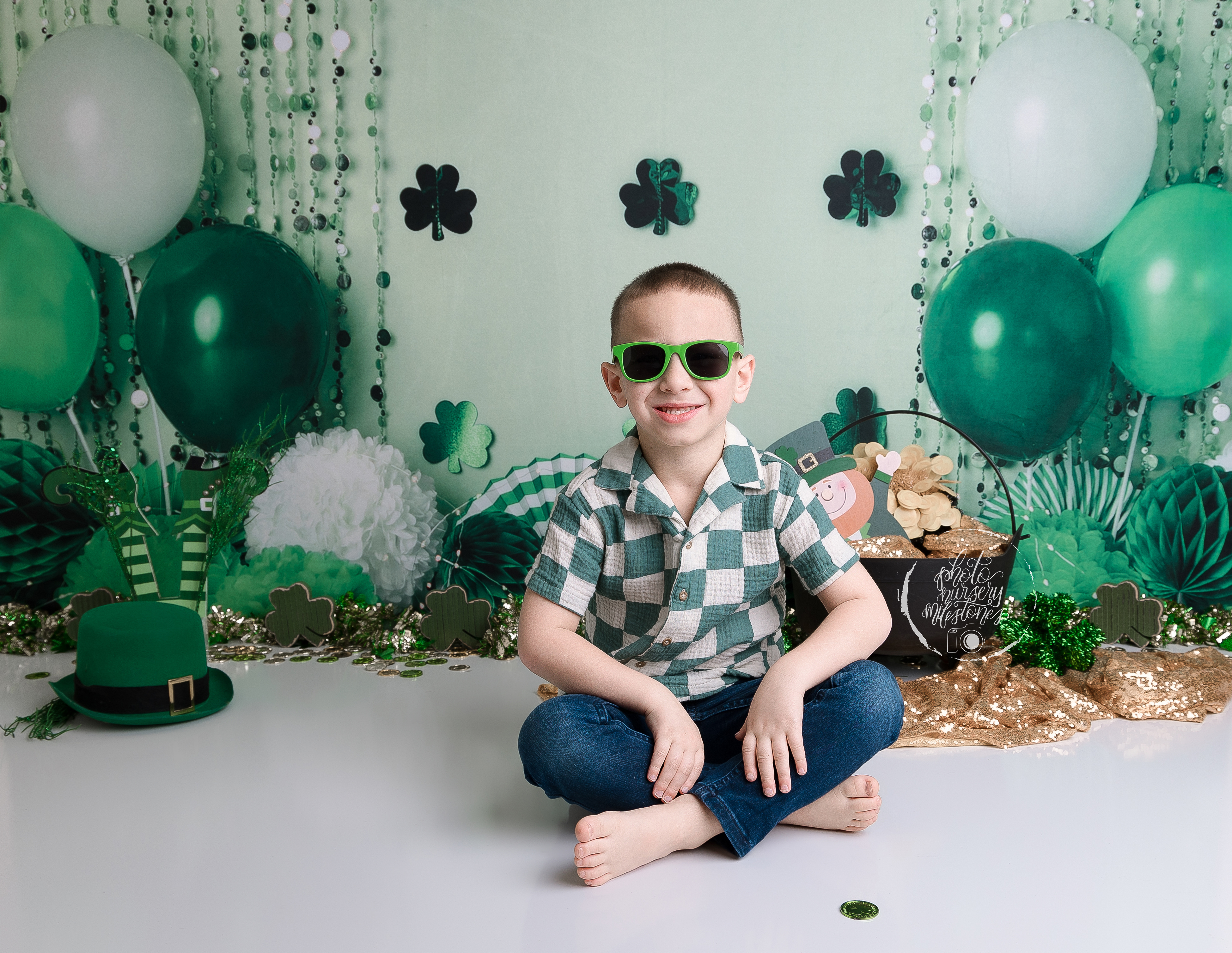 Kate St. Patrick's Day Kleeblatt Party Kulisse von Mandy Ringe Photography - Kate Backdrop.de