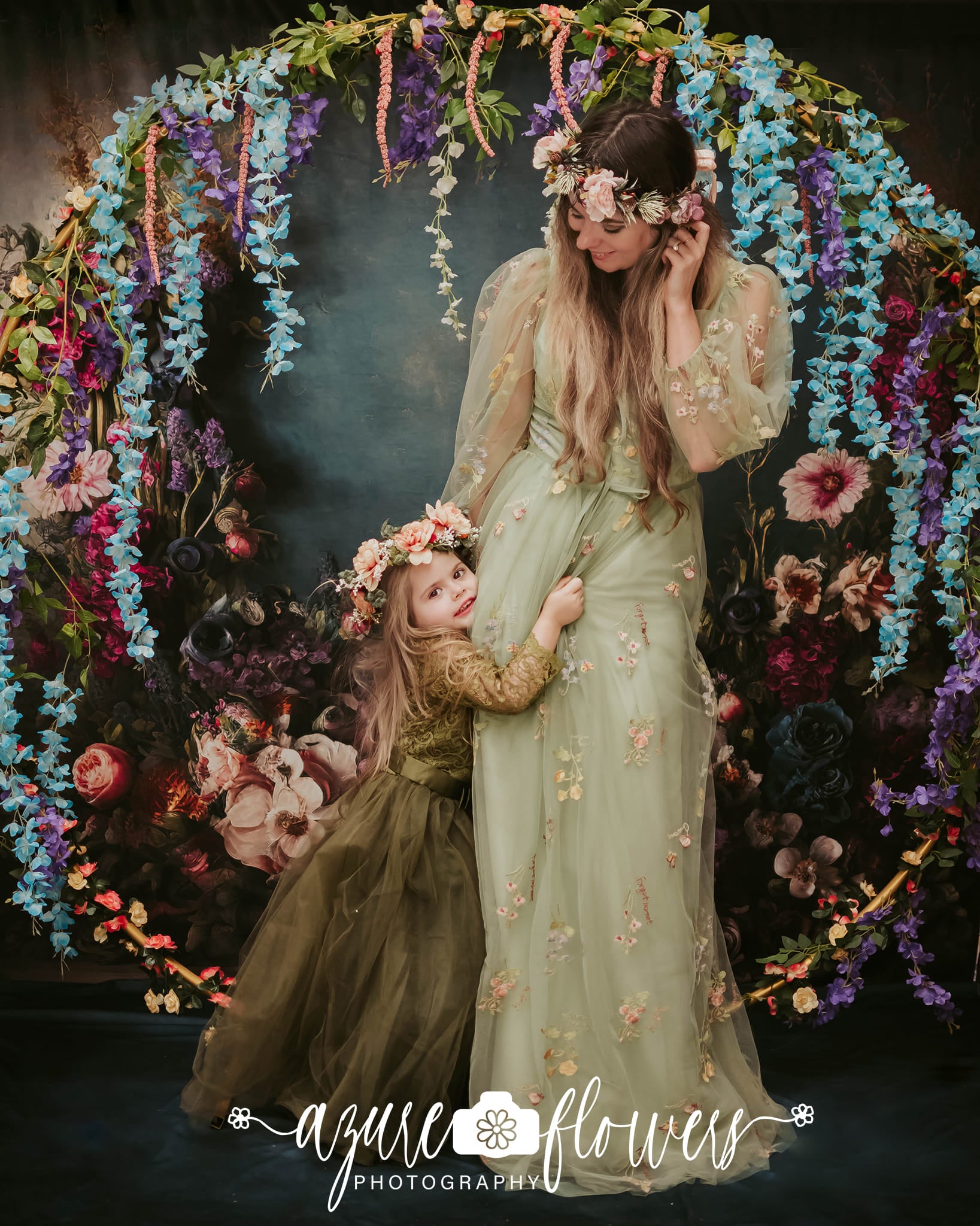 Kate Fine Art Oil Painterly floral Dark Teal Hintergrund von Mini MakeBelieve - Kate Backdrop.de