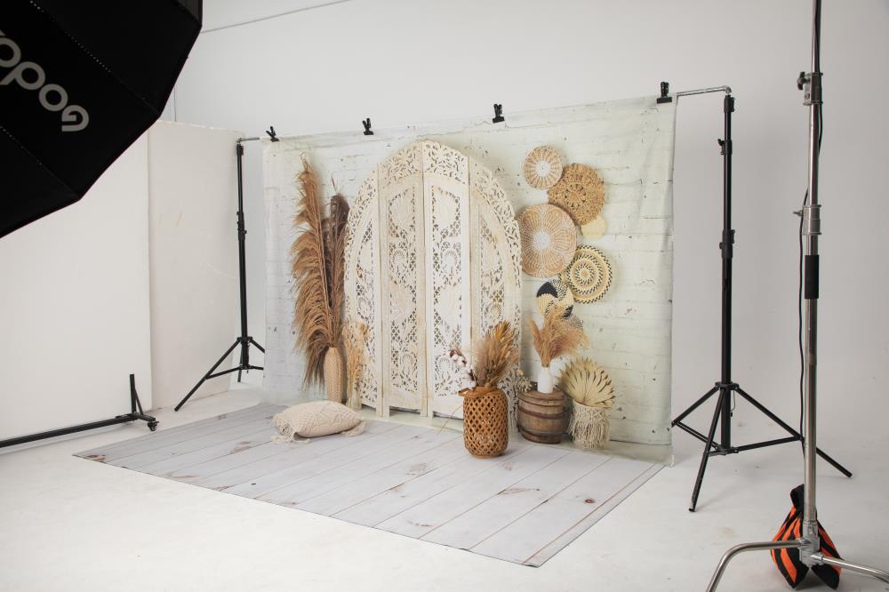 Kate Boho mit Pampasgras Hintergrund von Mandy Ringe Photography - Kate Backdrop.de