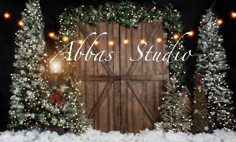 Weihnachten Nacht Scheune Tür Lichter Hintergrund von Abbas Studio