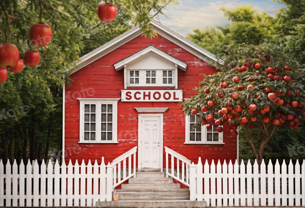 Kate Zurück zu Schule Rotes Haus Apfelbaum Zaun Hintergrund von Chain Photography - Kate Backdrop.de