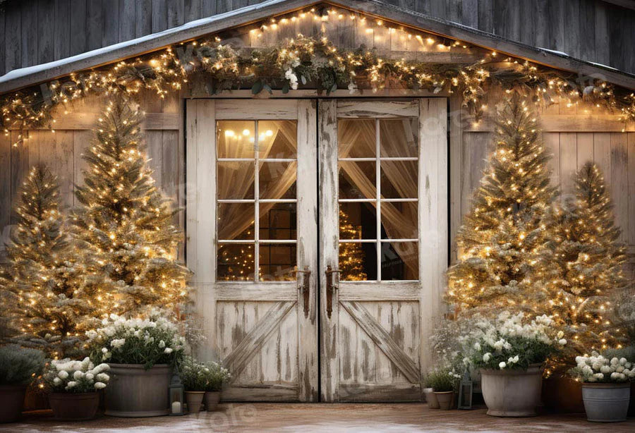 Kate Weihnachten-Scheune mit Lichtern und Weihnachtsbaum als Hintergrund von Emetselch