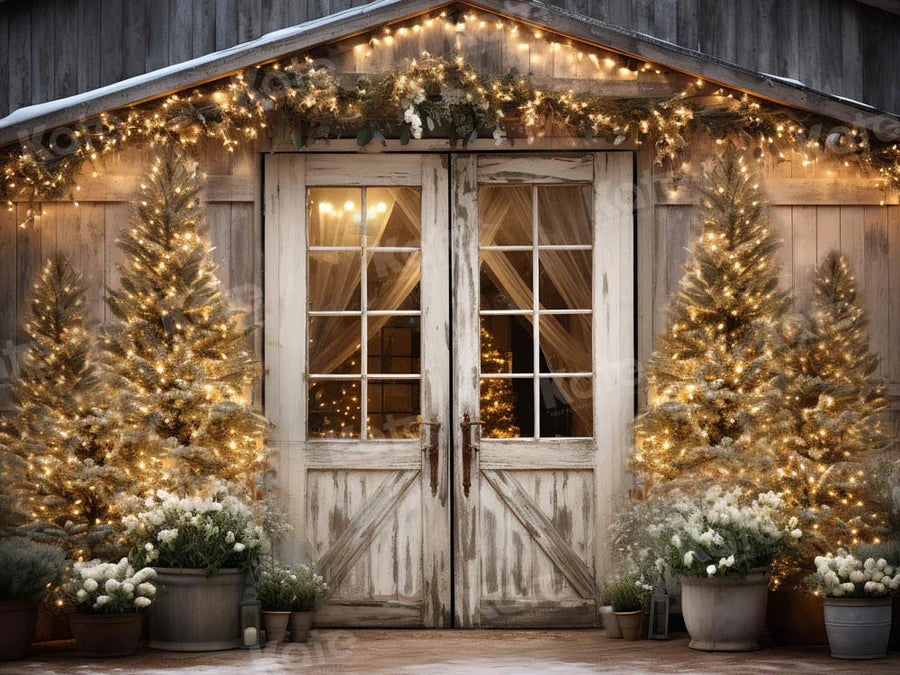 Kate Weihnachten-Scheune mit Lichtern und Weihnachtsbaum als Hintergrund von Emetselch