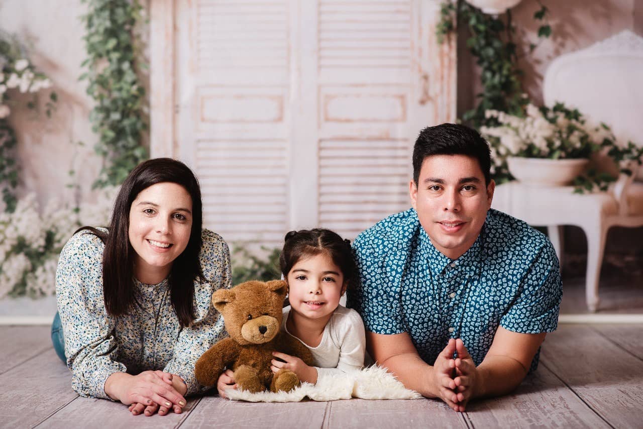 Kate Frühling Weiße Wand Grüne Pflanzen Hintergrund von Emetselch - Kate Backdrop.de