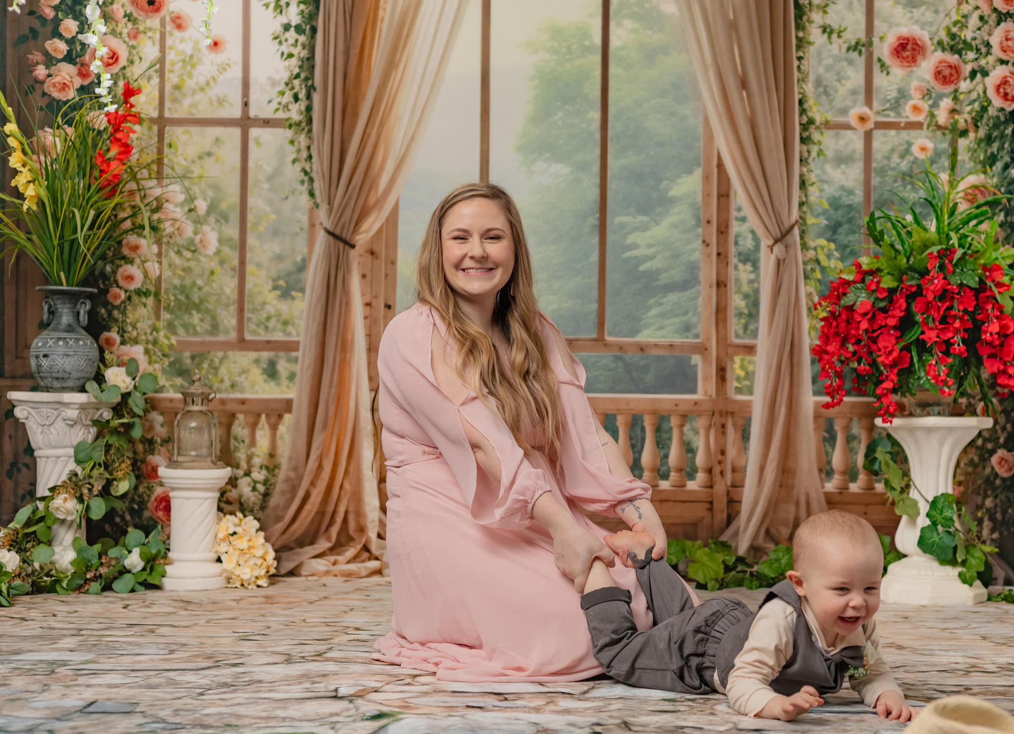 Kate Frühling Rosa Blumen Fenster Zimmer Hintergrund von Emetselch - Kate Backdrop.de