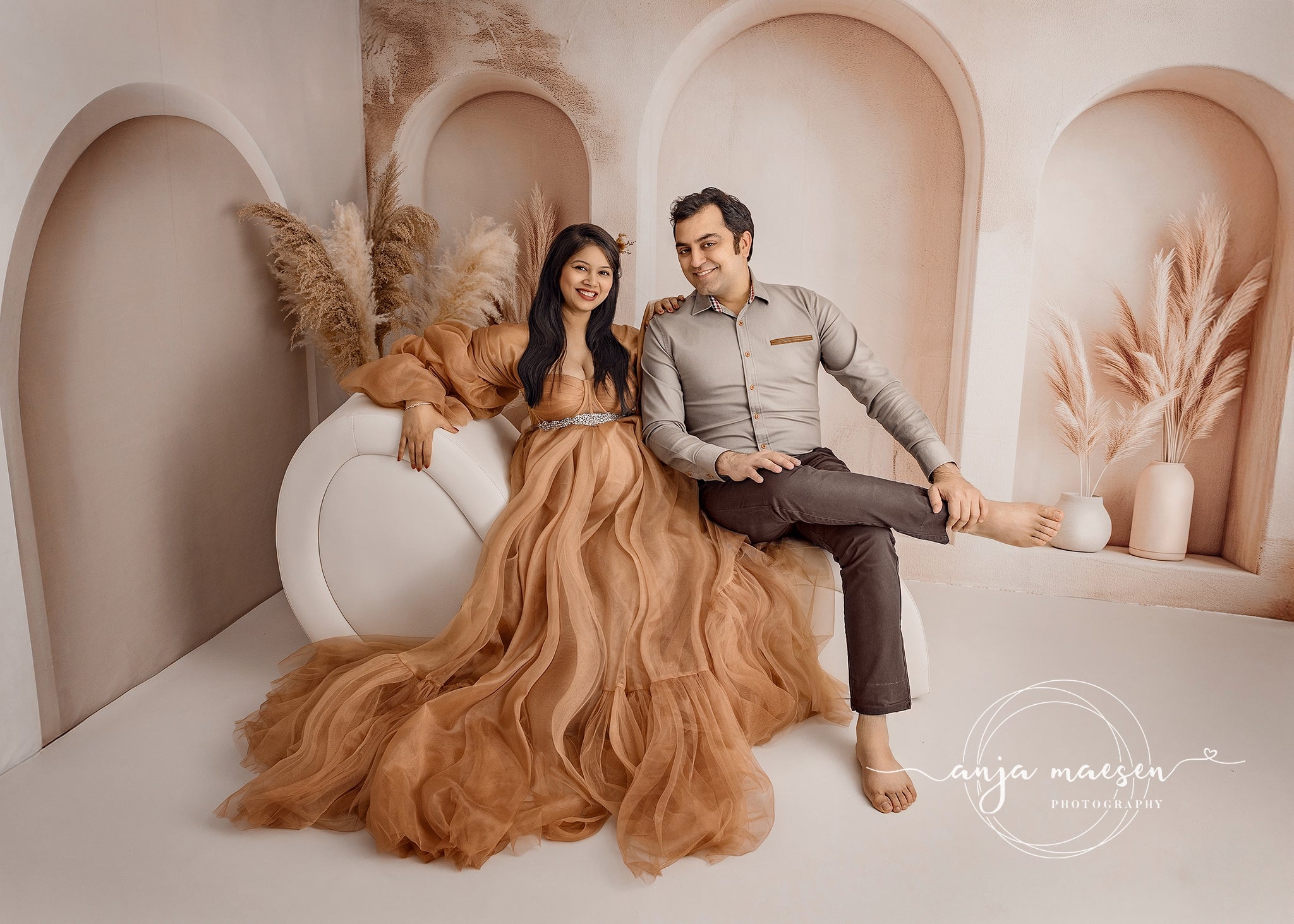 Kate Beige Bogen Wandhintergrund von Patty Roberts - Kate Backdrop.de