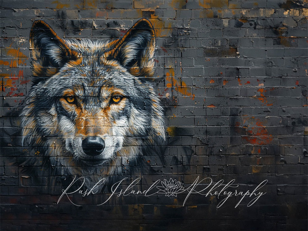 Kate Coole Braue Wolf Graffiti Schwarze Backsteinmauer Hintergrund Entworfen von Laura Bybee - Kate Backdrop.de