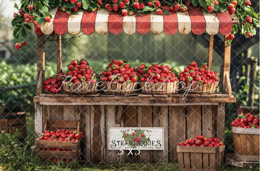 Kate Sommer Outdoor Wald Roter Erdbeerstand Hintergrund Entworfen von Emetselch