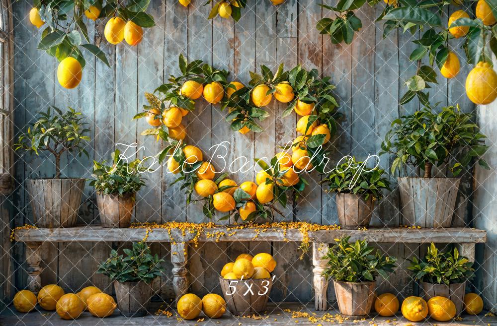 Kate Sommer Gelbe Zitrone Dunkelbraune Holzwand Hintergrund Entworfen von Emetselch - Kate Backdrop.de