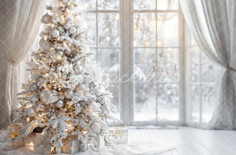 Kate Winter im Zimmer weißes Weihnachten-Baum gerahmtes Fenster Hintergrund entworfen von Emetselch - Kate Backdrop.de
