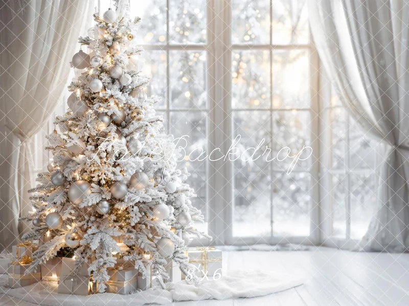 Kate Winter im Zimmer weißes Weihnachten-Baum gerahmtes Fenster Hintergrund entworfen von Emetselch - Kate Backdrop.de