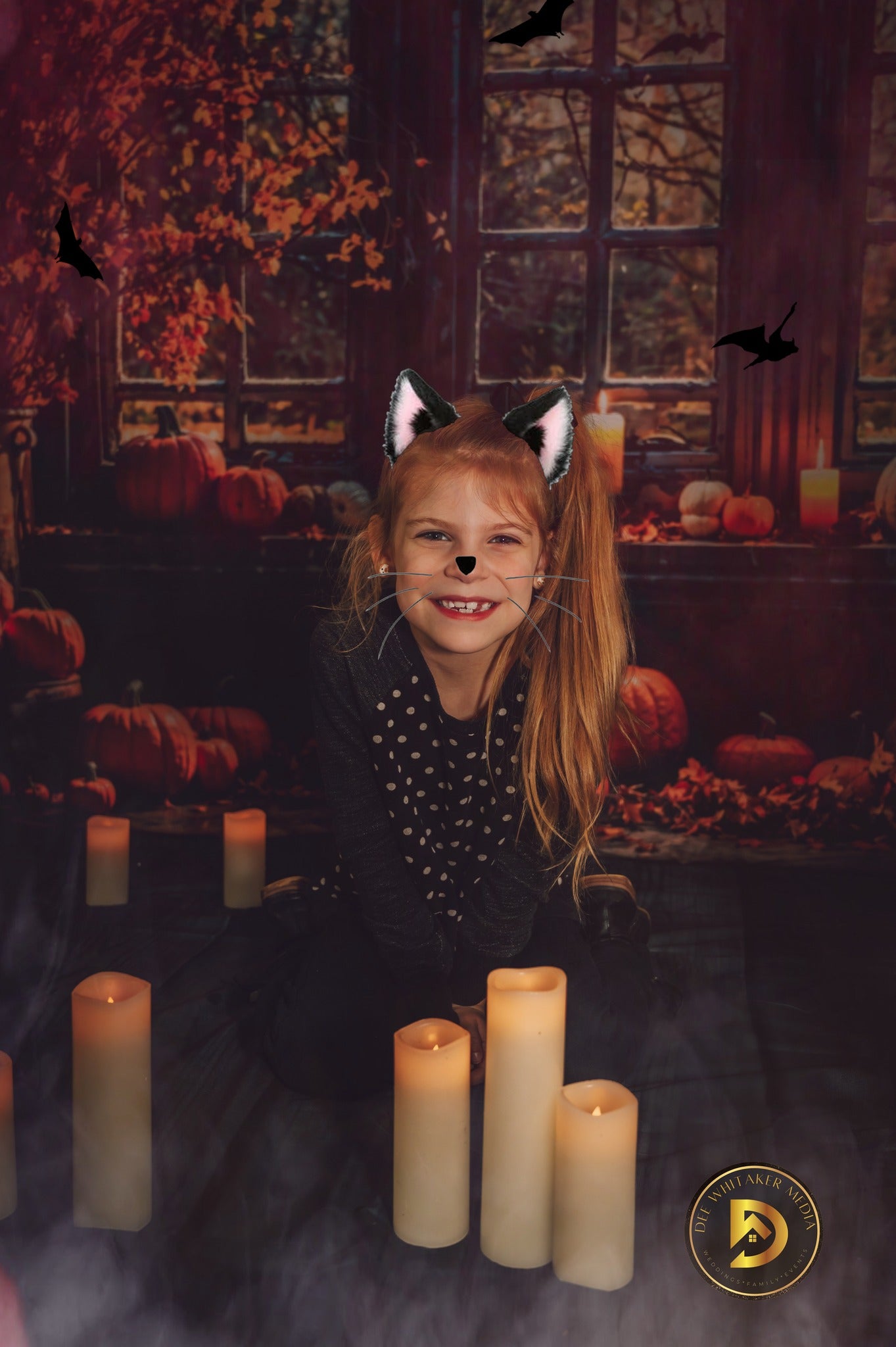 Kate Herbst-Halloween-Kürbis Schwarzes gewölbtes Fenster Hintergrund+Dunkelbrauner Fischgrätenholzboden Hintergrund - Kate Backdrop.de