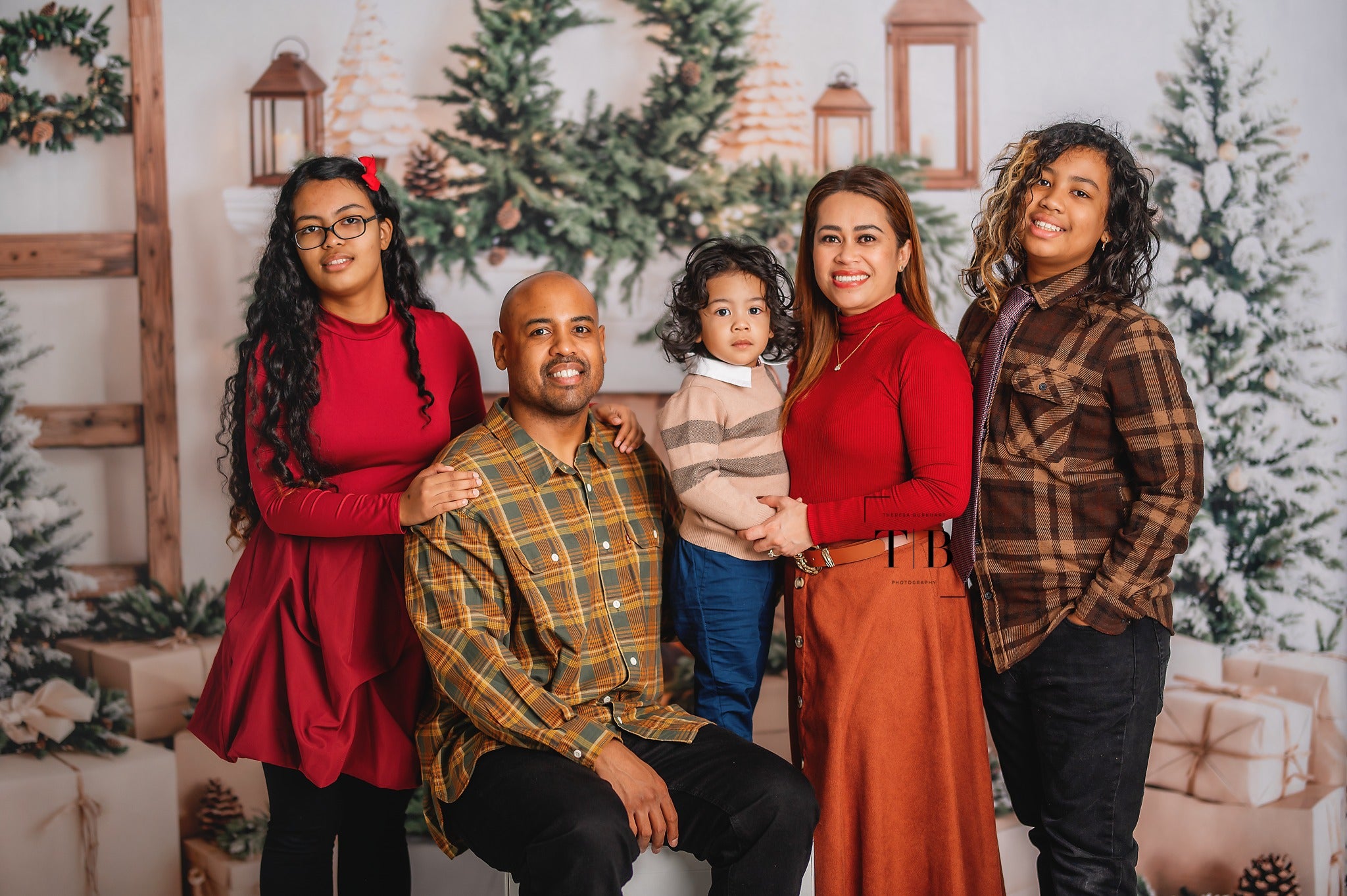 Kate Weihnachten baum Weißer Kamin Geschenkbox Hintergrund entworfen von Emetselch - Kate Backdrop.de