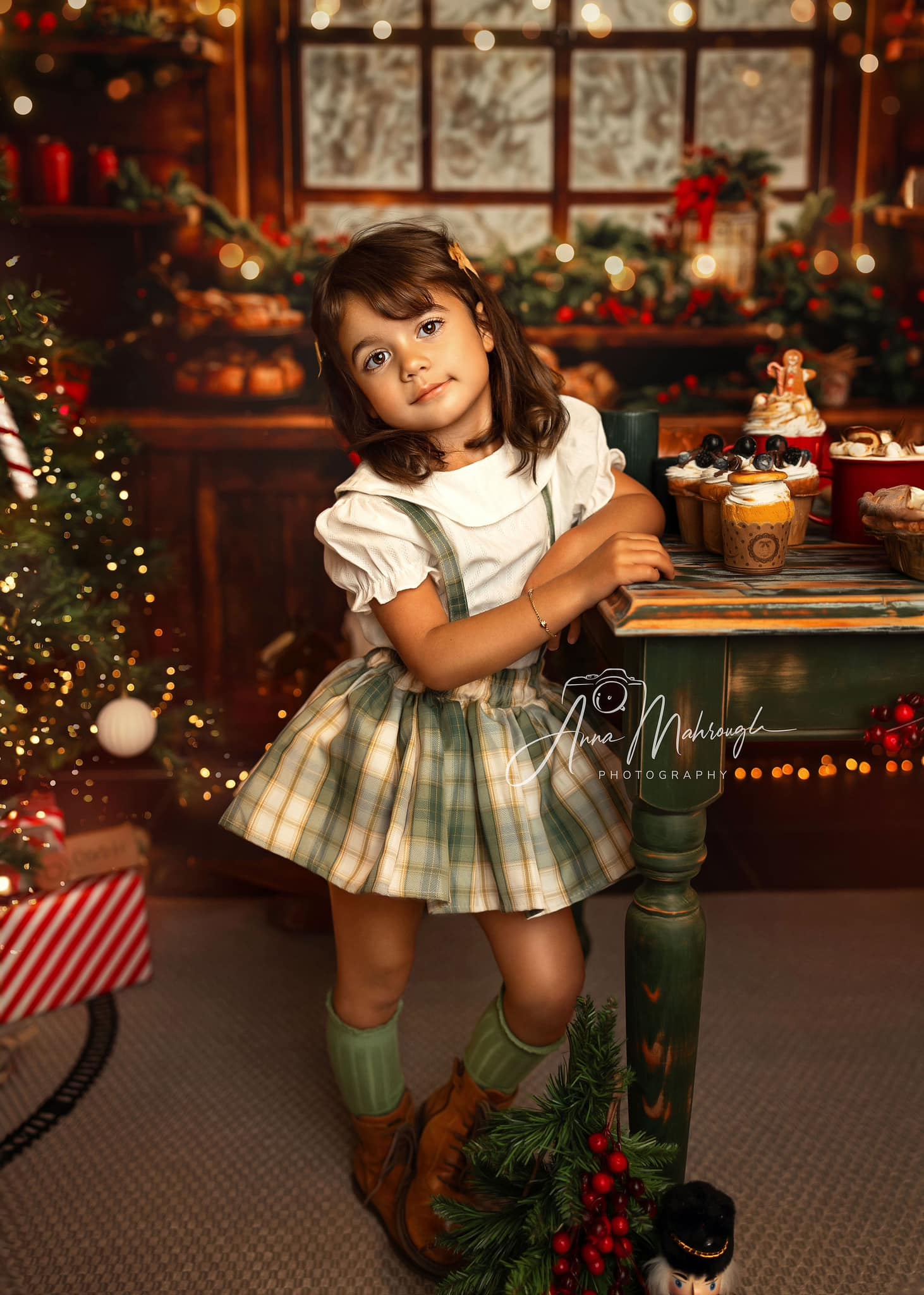 ⚡Blitzangebote #3-Kate Weihnachten Küche Braun Holz Schränke Rot Stocking Hintergrund entworfen - Kate Backdrop.de