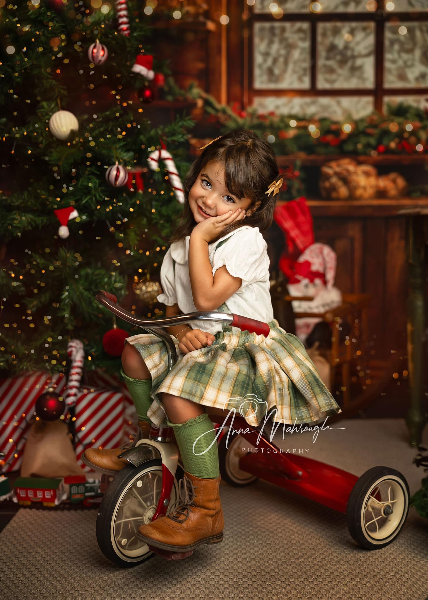 ⚡Blitzangebote #3-Kate Weihnachten Küche Braun Holz Schränke Rot Stocking Hintergrund entworfen - Kate Backdrop.de