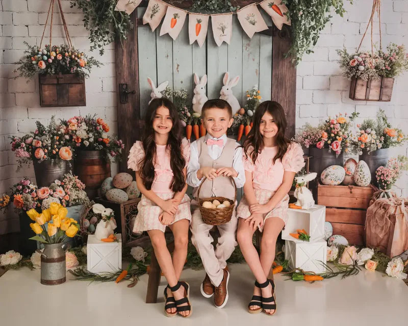 Kate Ostern - Ei Hase Möhren Holztür Hintergrund entworfen von Emetselch - Kate Backdrop.de