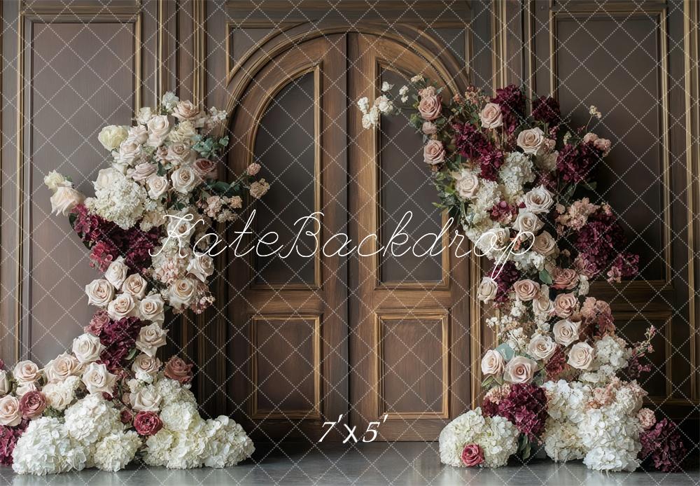 Kate Blumenbogen Vintage Holz Tür Hintergrund Entworfen von Mini MakeBelieve