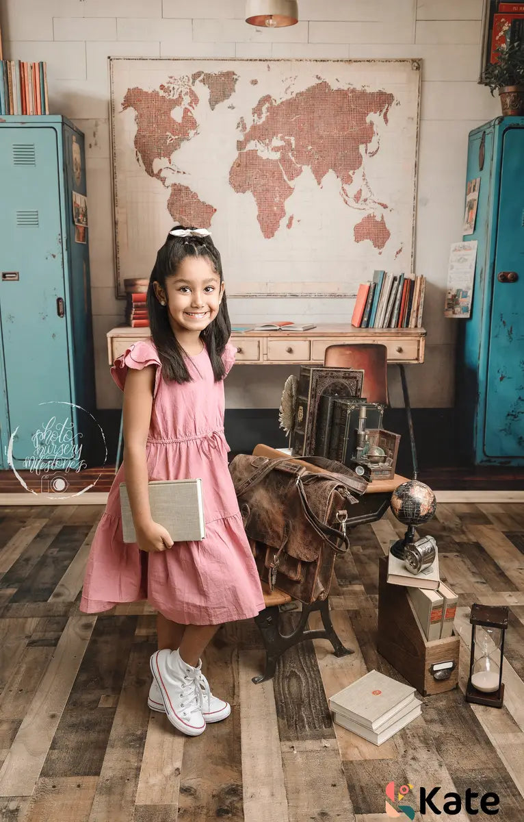 Kate Zurück zu Schule Vintage blau Schließfach Karte Hintergrund entworfen von Emetselch - Kate Backdrop.de
