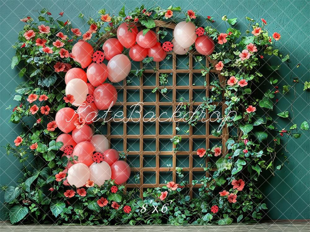 Kate Cake Smash Marienkäfer Spalier Blumenbogen Luftballons Hintergrund Von Laura Bybee - Kate Backdrop.de