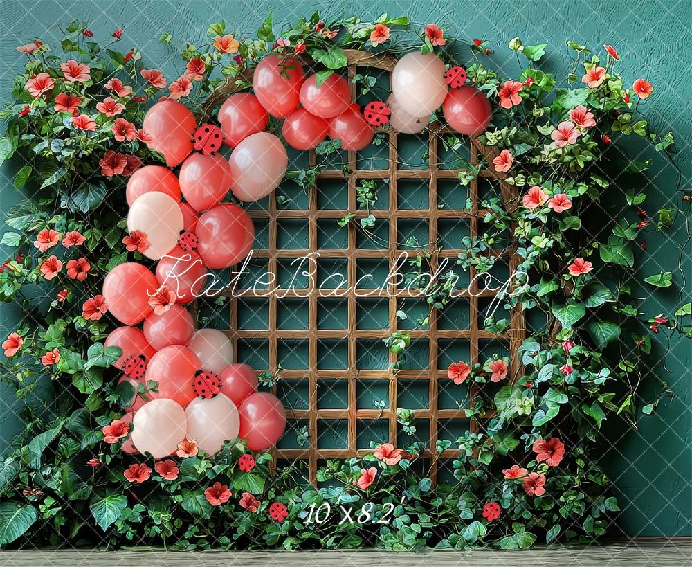 Kate Cake Smash Marienkäfer Spalier Blumenbogen Luftballons Hintergrund Von Laura Bybee - Kate Backdrop.de