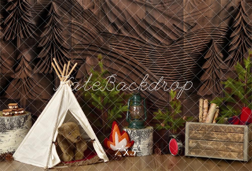 Kate Campingplatz Wald-Tipi Geschnitzte Wand Hintergrund von Mandy Ringe Fotografie - Kate Backdrop.de