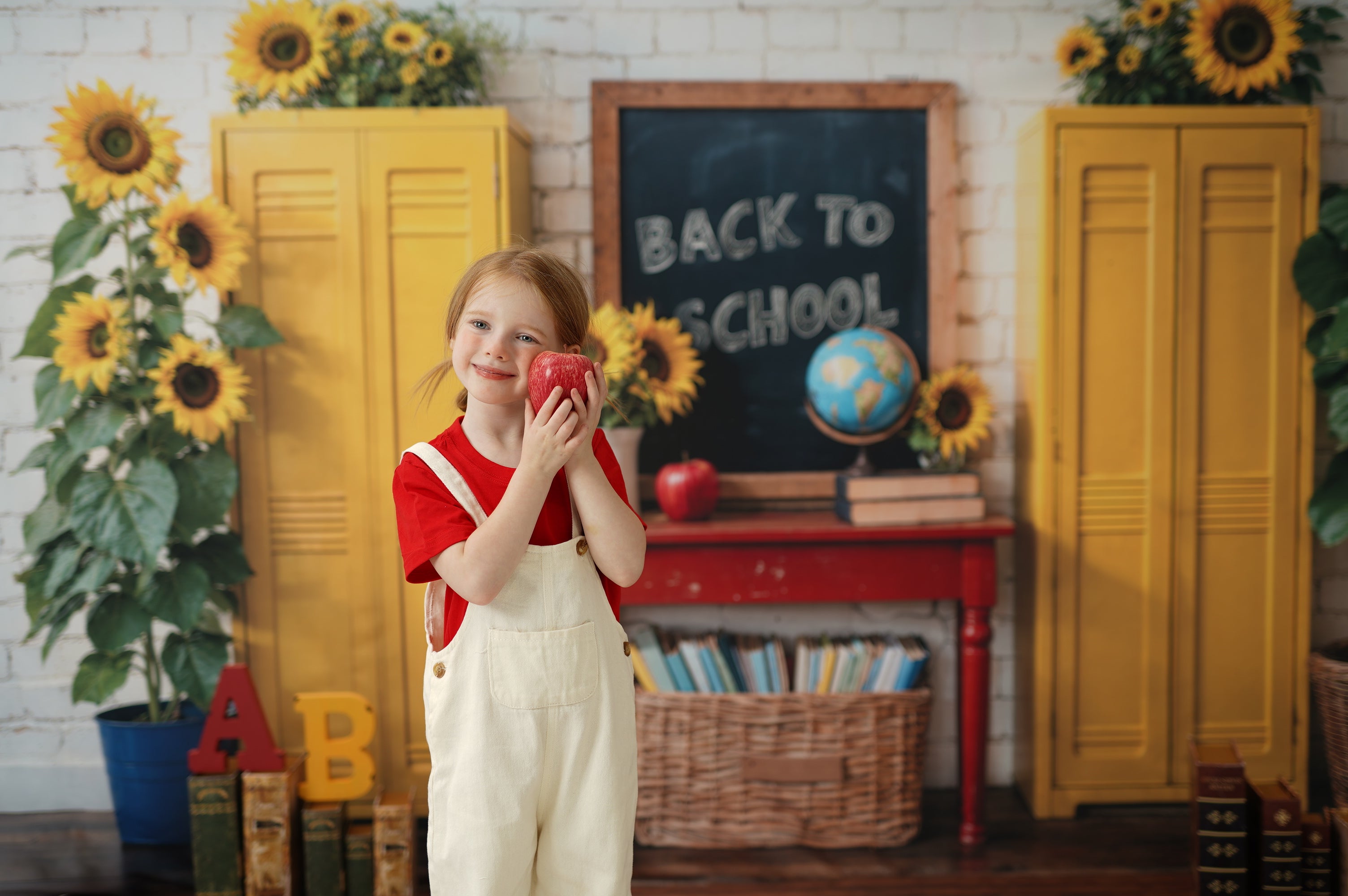 Kate Zurück zu Schule Schließfächer Sonnenblume Chalkboard Hintergrund+Brauner Holzboden Hintergrund - Kate Backdrop.de