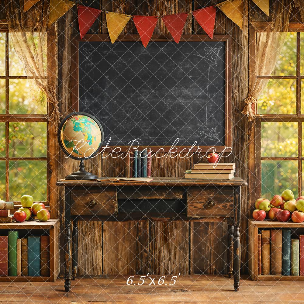 Kate Graduation Klassenzimmer zurück zu Schule Chalkboard Fenster Bücherregal Hintergrund entworfen von Emetselch - Kate Backdrop.de