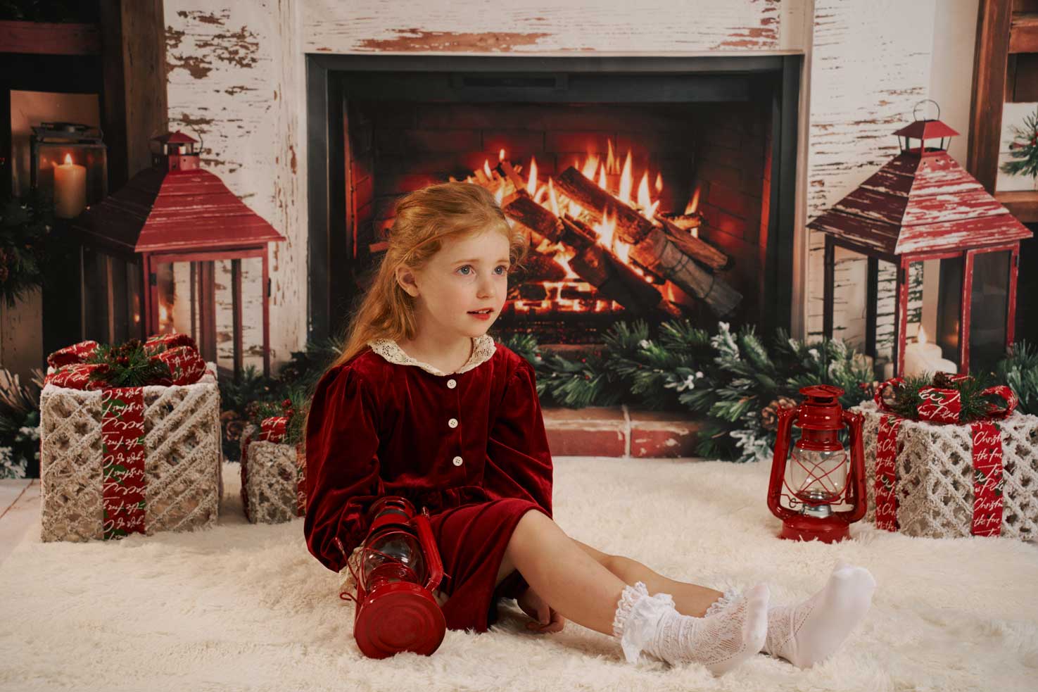 Kate Weihnachten Kamin Kranz Rot Hintergrund Entworfen von Emetselch - Kate Backdrop.de
