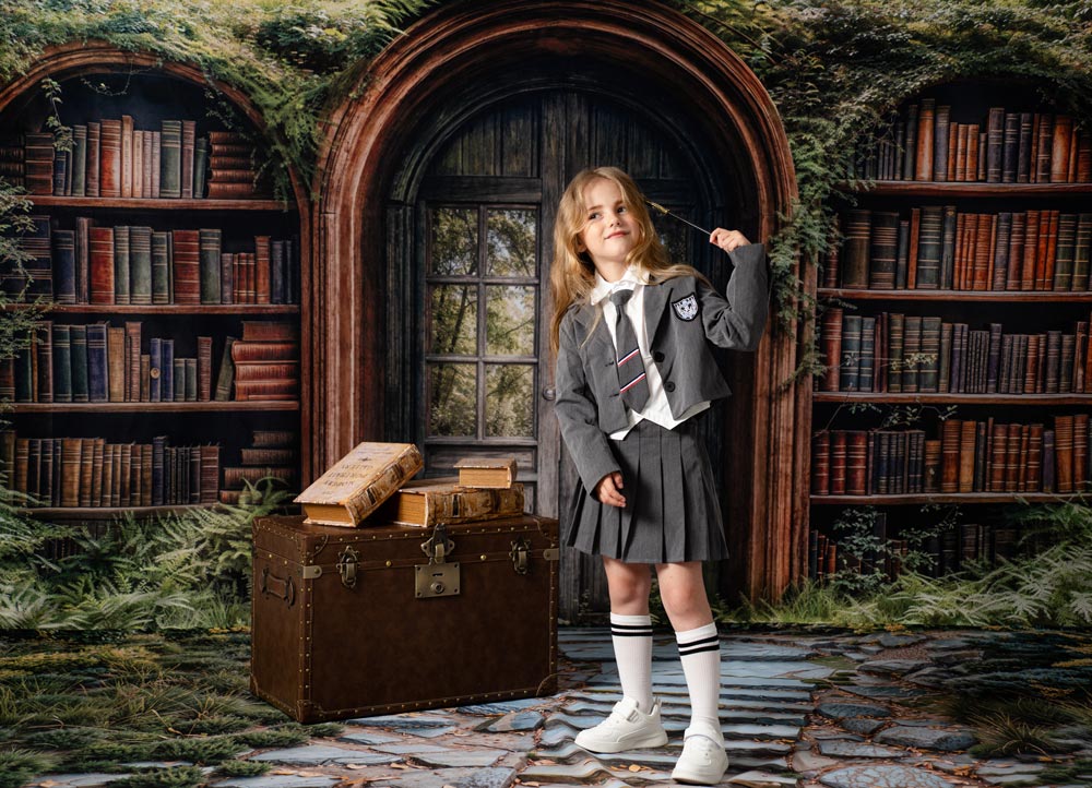 Kate Märchenwald Bücherregal Tür Grün Hintergrund Entworfen von Emetselch