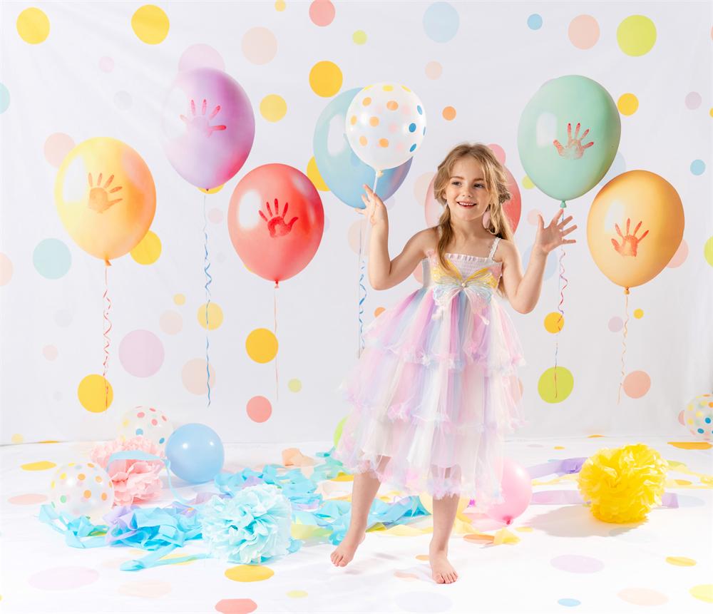 Kate Kinder Luftballons Bunt Hintergrund Entworfen von Emetselch