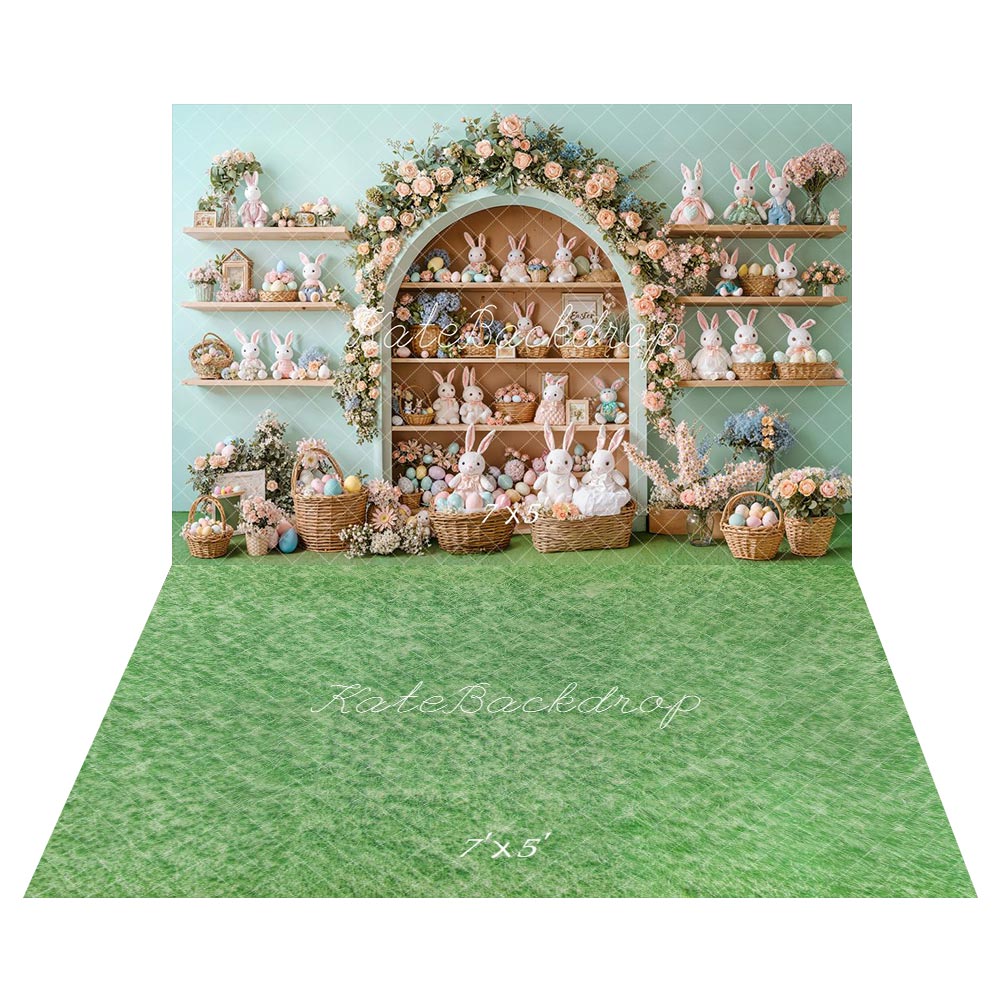 Kate Osterhasen-Blumenbogen-Schrank Pastellfarbene Eierkörbe Hintergrund+Frühlingsgrünes Gras boden Hintergrund