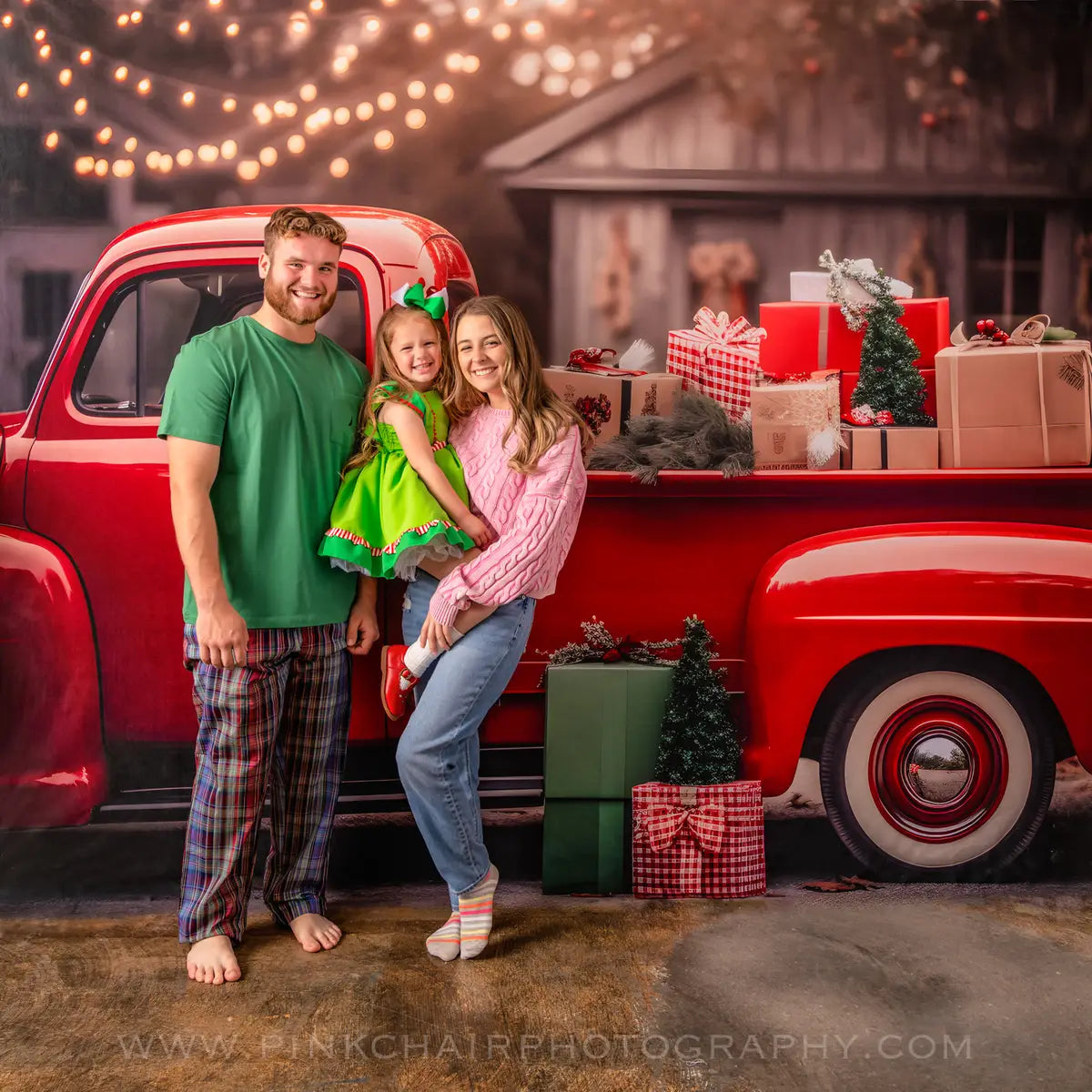 Kate Weihnachtsgeschenk im Roten Truck Fleece Hintergrund - Kate Backdrop.de