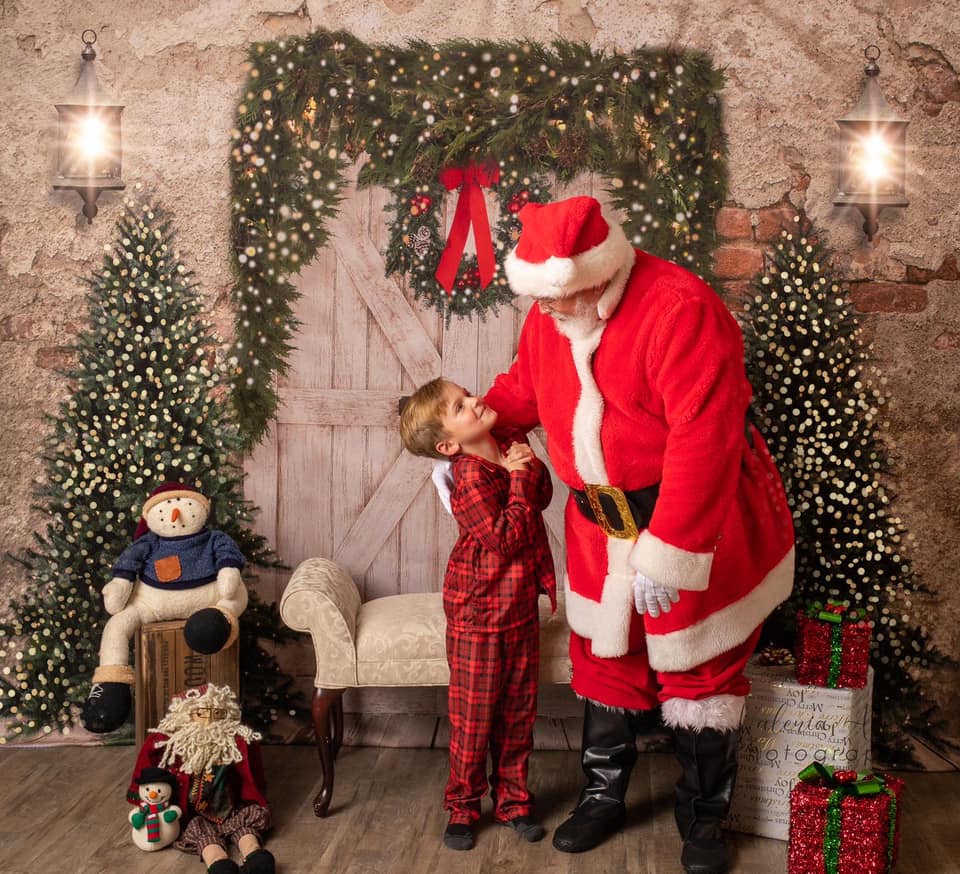 Kate Weihnachten Fleece Hintergrund Ziegelwand Tür & Xmas B?ume Entworfen von JS Photography - Kate Backdrop.de