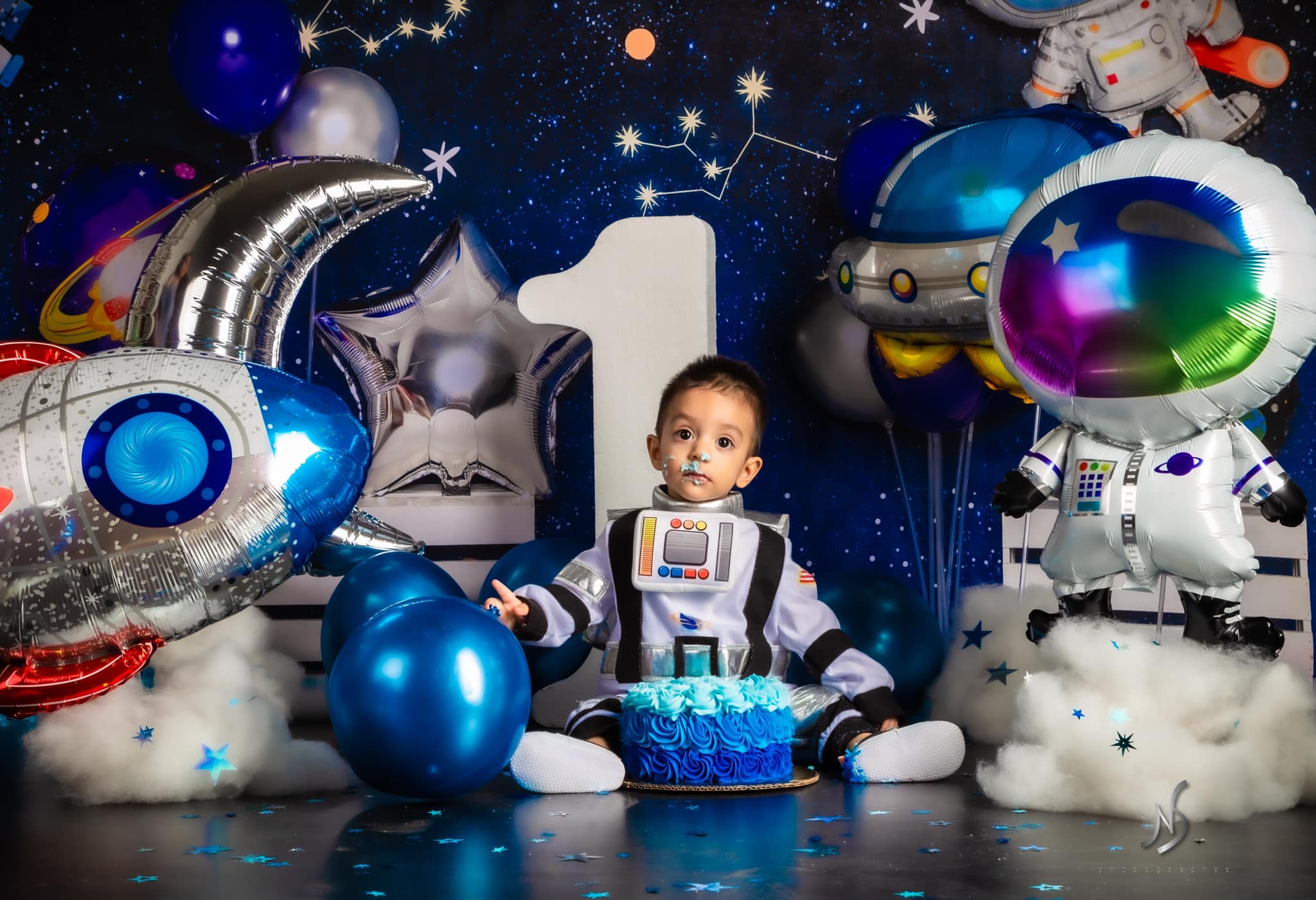 Kate Cake Smash Astronaut Universum Geburtstag Hintergrund von Emetselch - Kate Backdrop.de